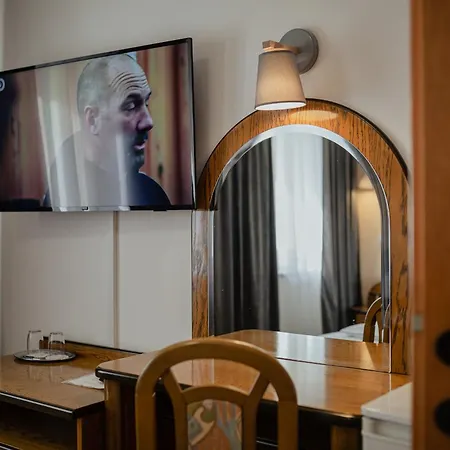 Maj Hotel 3*