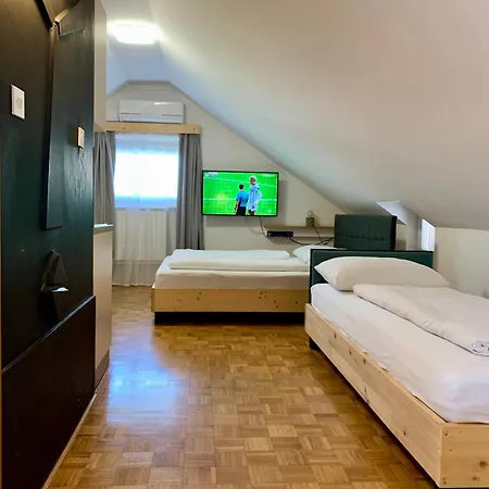 Hotel Maj 3*