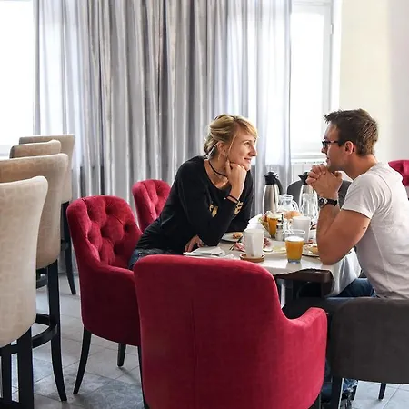 Maj Hotel 3*